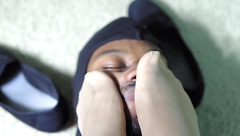 Curvy bitch ignores human foot stool and rubs it on my face