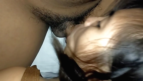 Asian girl gets her hairy pussy fucked in this teen porn