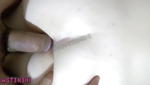 Russian amateur milf fucks her big ass and her dick